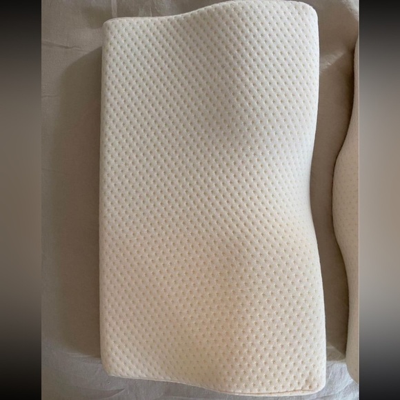 NEW ORTOTEX Chiropractic Pillows (set of 2) - Picture 7 of 10